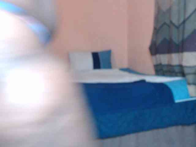 Prettybkack25 webcam
