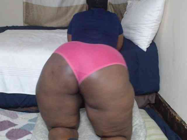 Prettybkack25 webcam