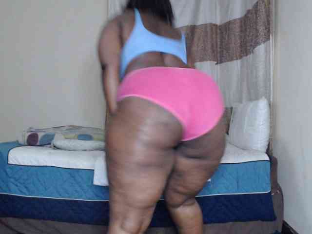 Prettybkack25 webcam
