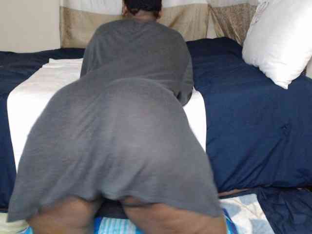 Prettybkack25 webcam