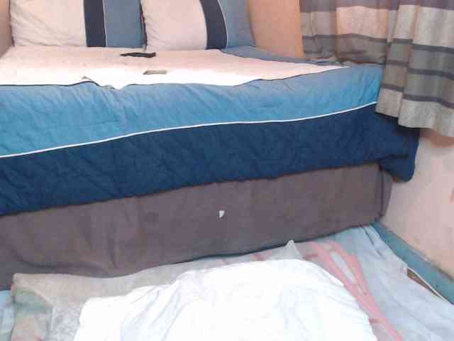Prettybkack25 webcam