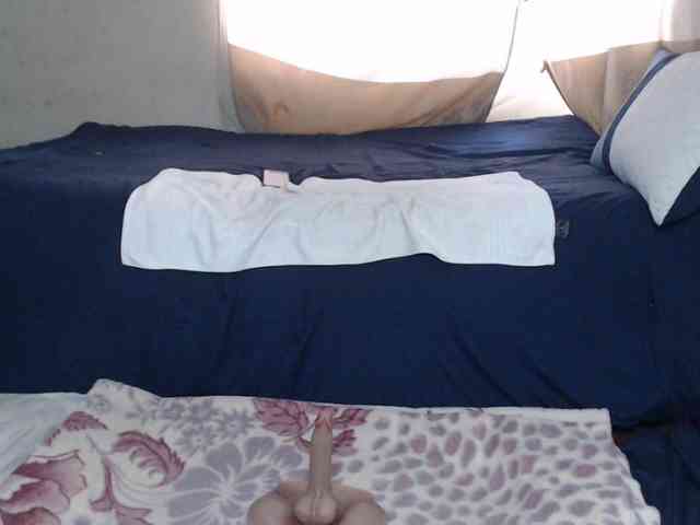 Prettybkack25 webcam