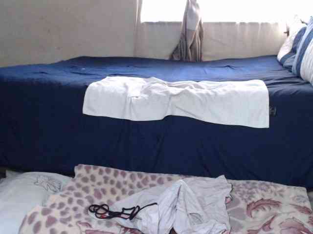 Prettybkack25 webcam