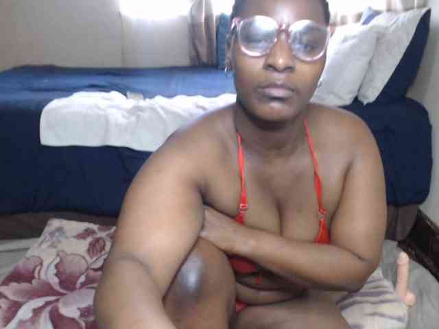 Prettybkack25 webcam