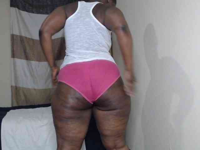 Prettybkack25 webcam