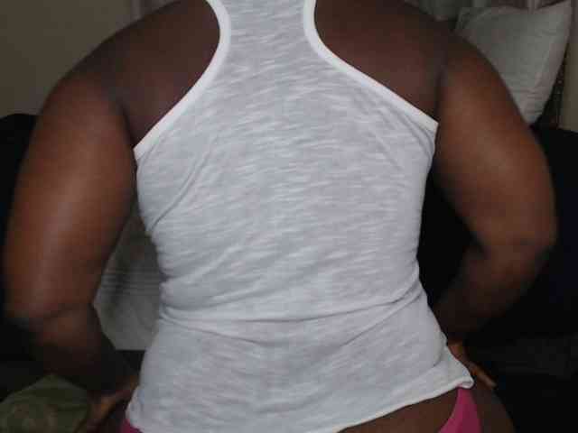 Prettybkack25 webcam