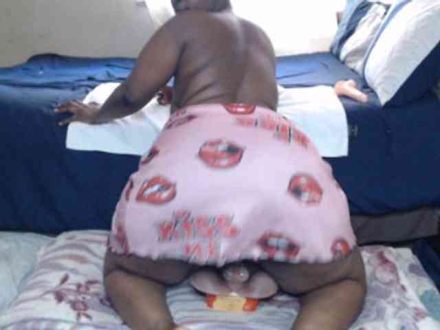 Prettybkack25 webcam