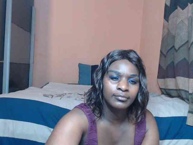 Prettybkack25 webcam