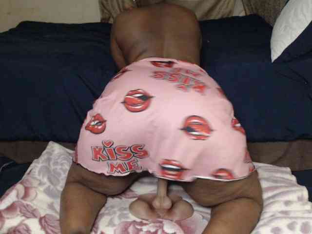 Prettybkack25 webcam