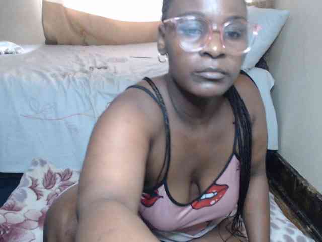 Prettybkack25 webcam