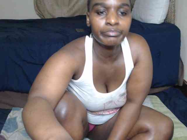 Prettybkack25 webcam