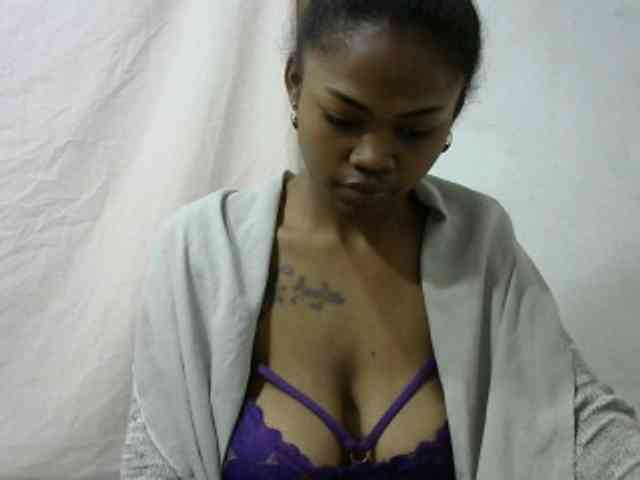 chat cam room Rachina22