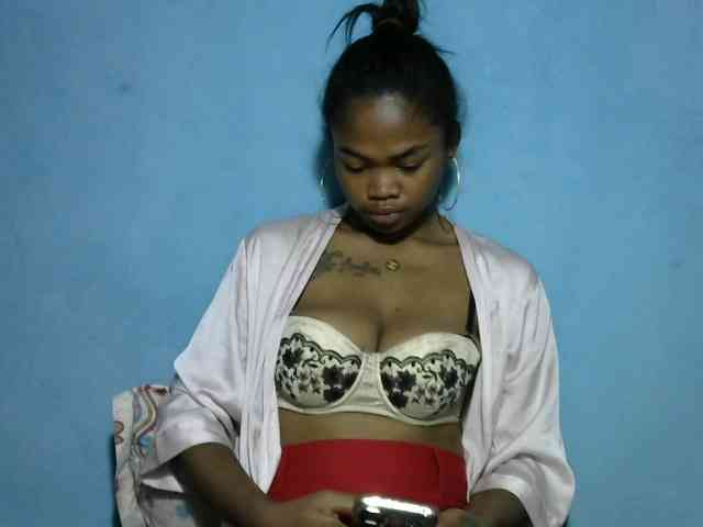 Rachina22 Live Webcam on BongaCams