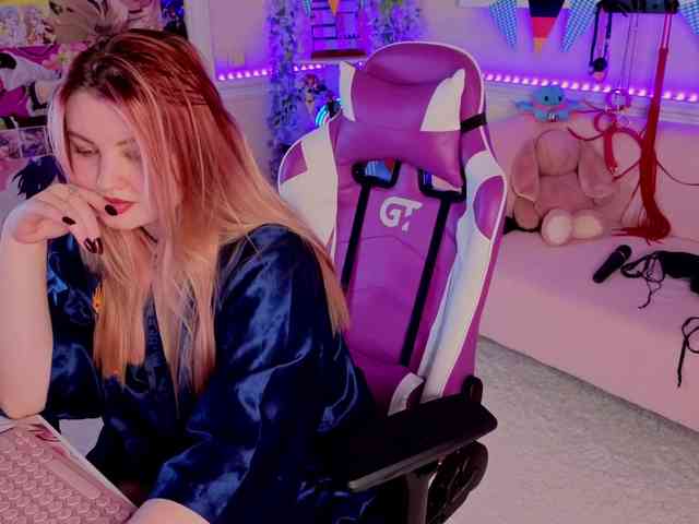 UnholyLady Live Webcam on BongaCams