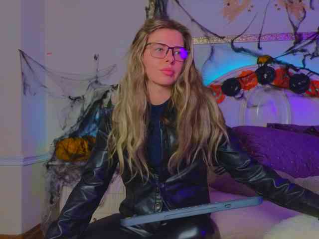LunaRishi webcam