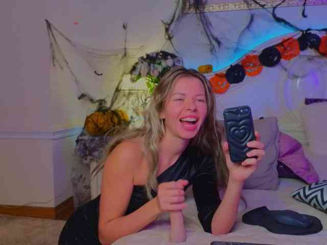 LunaRishi webcam