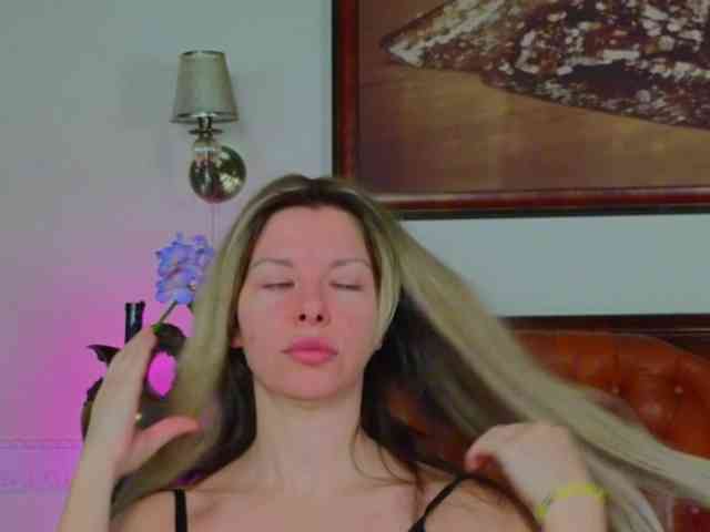 LunaRishi webcam