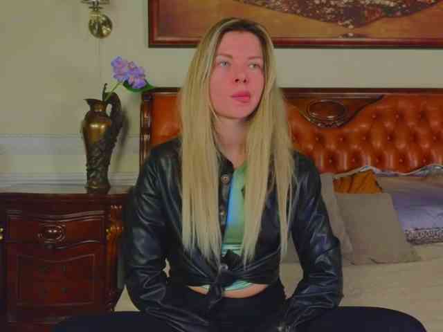 LunaRishi webcam