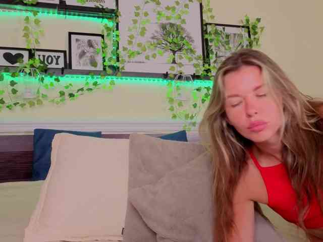 LunaRishi webcam