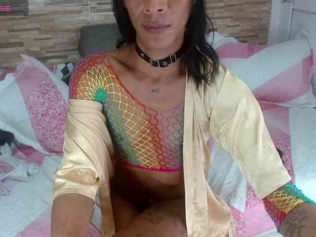 latiinhot latiinhot