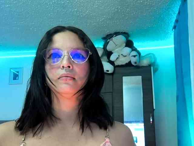 sofialeal webcam