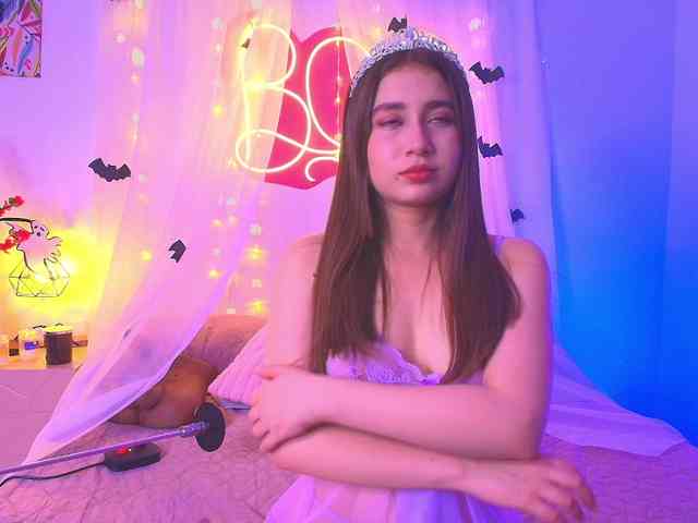 CrysttalMoon webcam