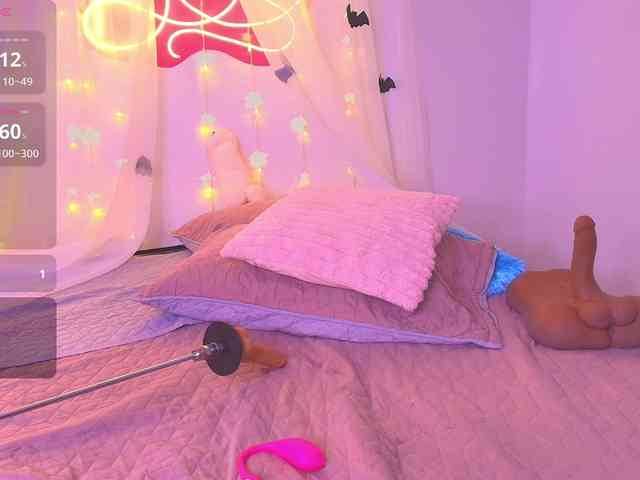 CrysttalMoon webcam