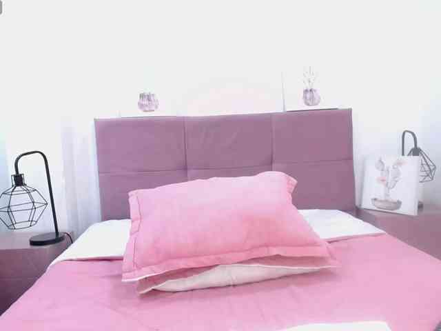 CrysttalMoon webcam