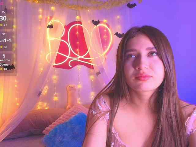 CrysttalMoon webcam