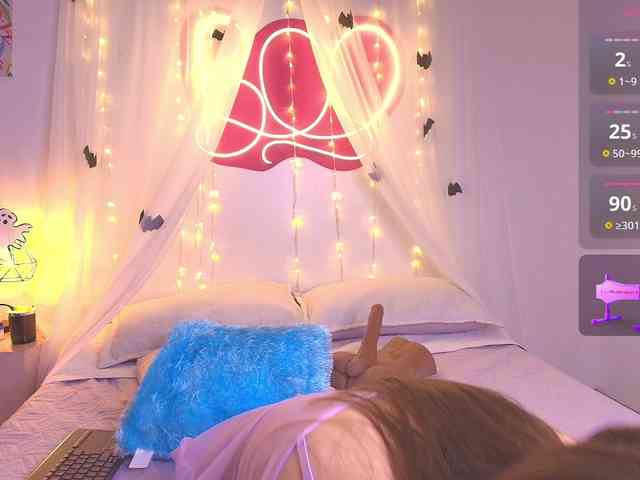 CrysttalMoon webcam