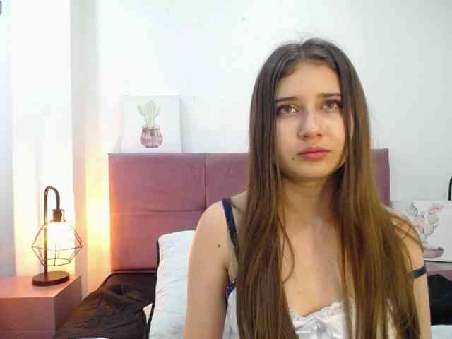 CrysttalMoon webcam