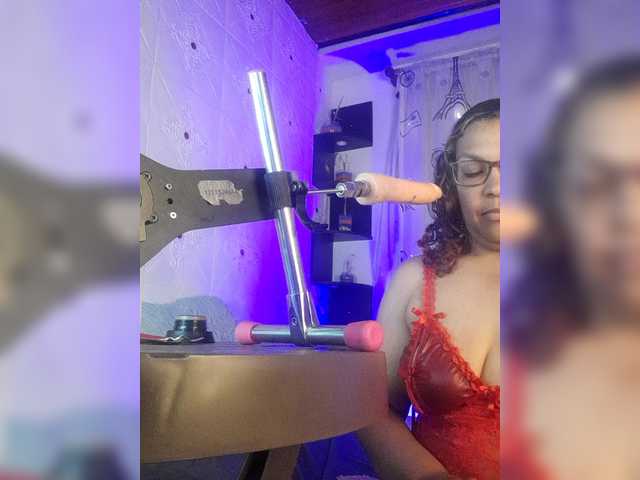 Dannapez's BongaCams show and profile