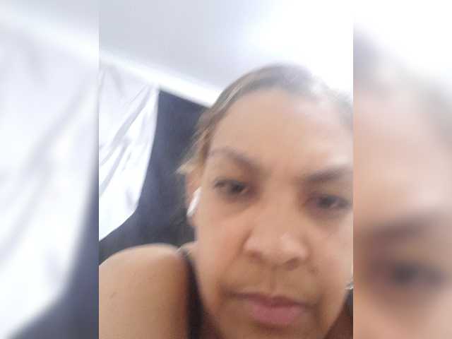 Dannapez's BongaCams show and profile