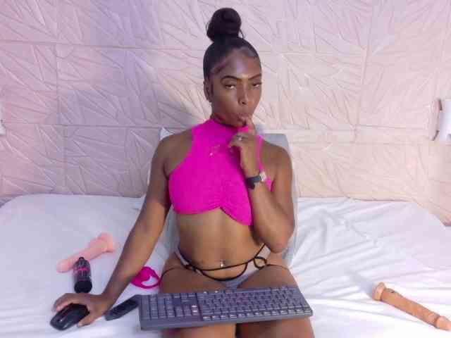 Shantall-williams webcam
