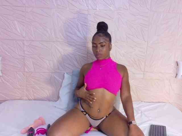 Shantall-williams webcam