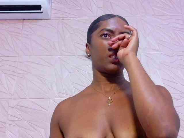 Shantall-williams webcam