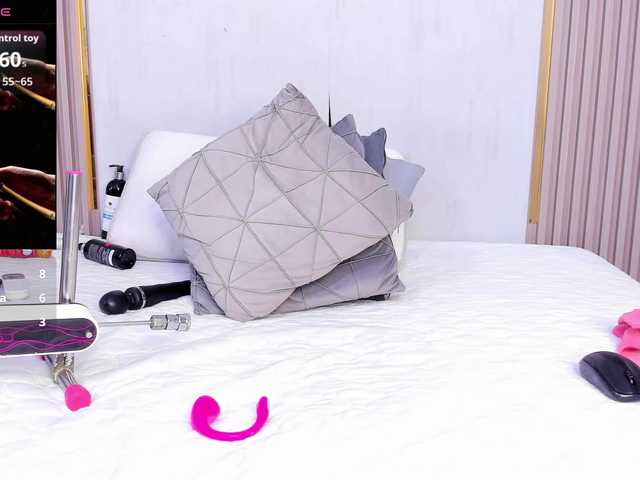  Skylar-Smith chat room