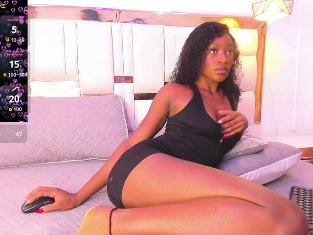 Skylar-Smith's BongaCams show and profile