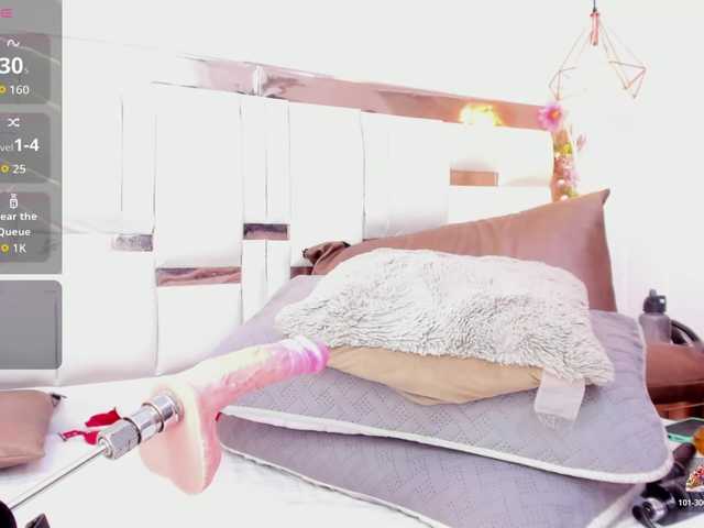 Skylar-Smith's BongaCams show and profile