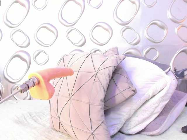 Skylar-Smith's BongaCams show and profile