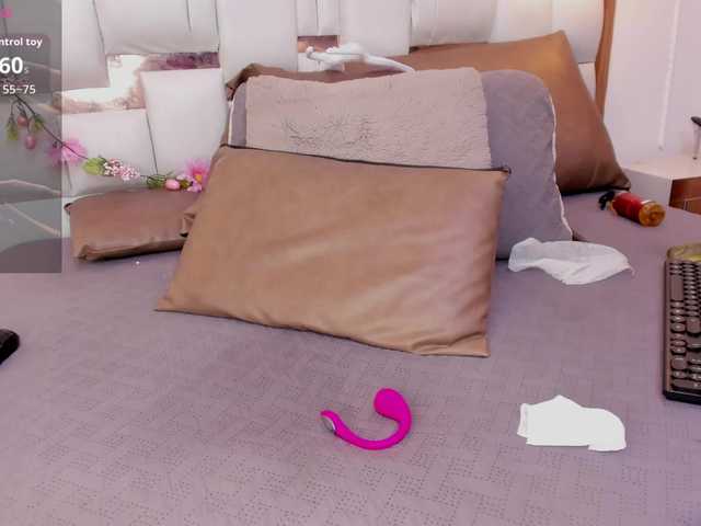 Skylar-Smith's BongaCams show and profile