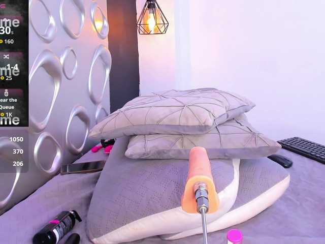 Skylar-Smith's BongaCams show and profile