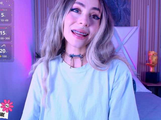 Sabrinaa1's BongaCams show and profile