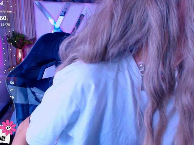 Sabrinaa1's BongaCams show and profile