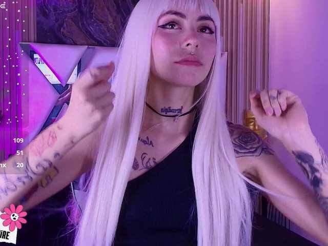 Sabrinaa1's BongaCams show and profile