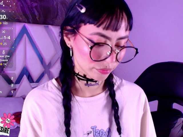 Sabrinaa1's BongaCams show and profile