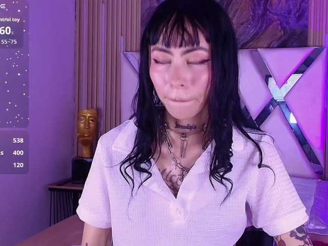 Sabrinaa1's BongaCams show and profile