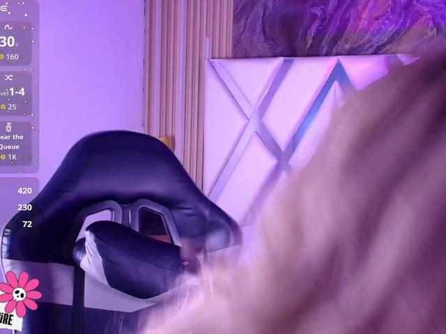 Sabrinaa1's BongaCams show and profile