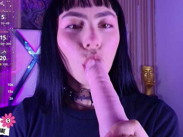 Sabrinaa1's BongaCams show and profile