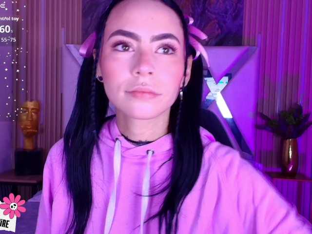 Sabrinaa1's BongaCams show and profile